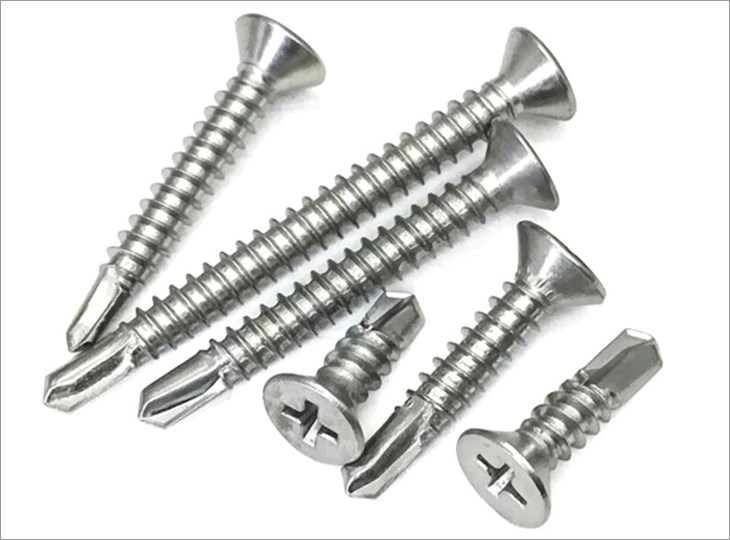 Vít Phillips có thiết kế rãnh hình chữ nhật trên đầu vít Vít Phillips có thiết kế rãnh hình chữ nhật trên đầu vít