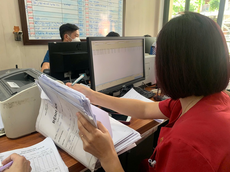 100% bệnh viện phải triển khai bệnh án điện tử trước tháng 10/2025- Ảnh 2. 100% bệnh viện phải triển khai bệnh án điện tử trước tháng 10/2025- Ảnh 2.